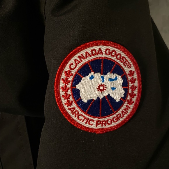 Canada Goose Trillium Parka - Picture 4 of 8